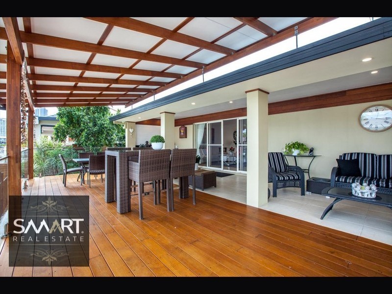 20 Buccaneer Court, Paradise Waters QLD 4217