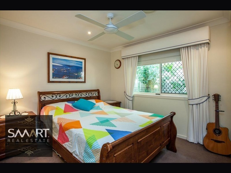 20 Buccaneer Court, Paradise Waters QLD 4217