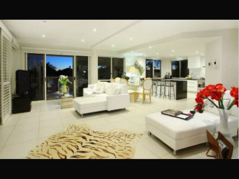 10 Prosperity Drive, Hope Island QLD 4212