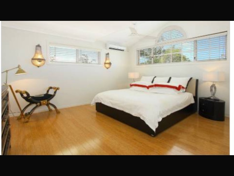 10 Prosperity Drive, Hope Island QLD 4212