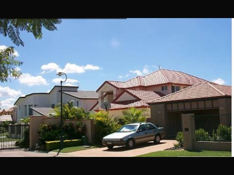 10 Prosperity Drive, Hope Island QLD 4212