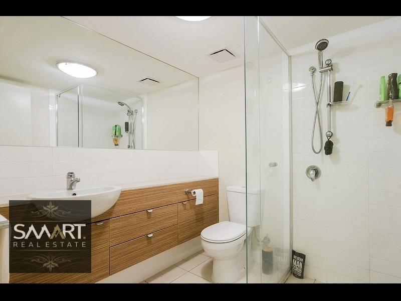 1/154 Musgrave Avenue, Southport QLD 4215