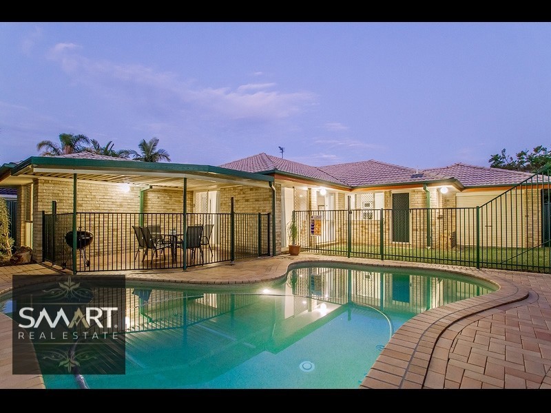 11 Ballybunion Drive, Parkwood QLD 4214