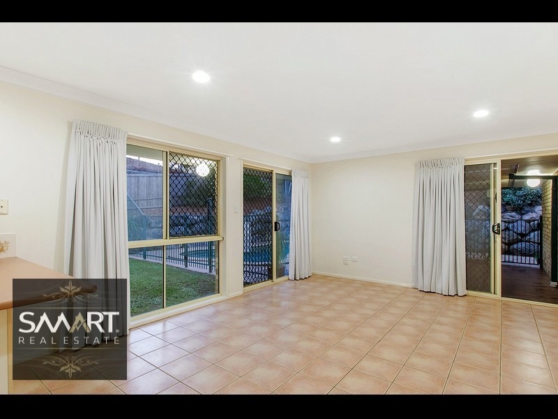 11 Ballybunion Drive, Parkwood QLD 4214