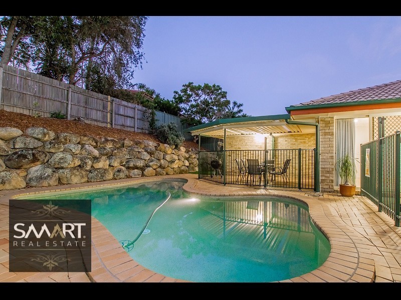 11 Ballybunion Drive, Parkwood QLD 4214