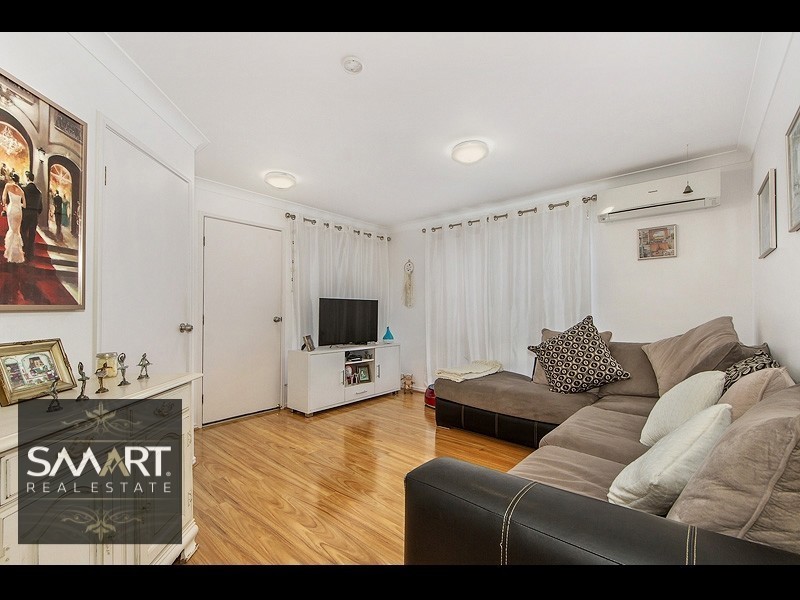 11/156 Greenacre Drive, Arundel QLD 4214
