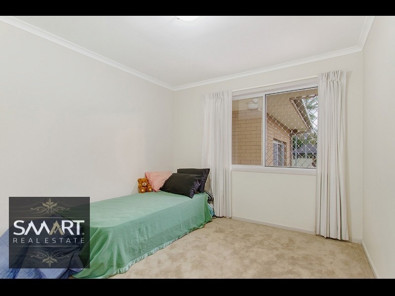 33 Inveray Avenue, Benowa Waters QLD 4217