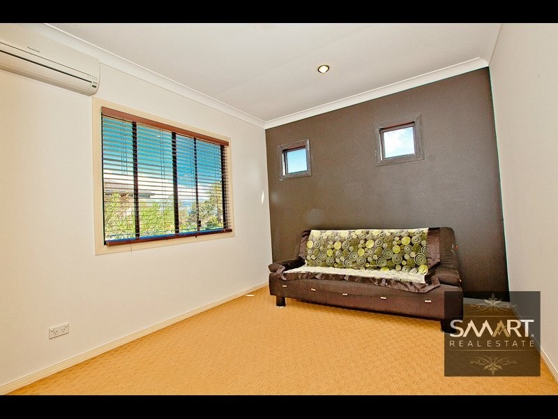 Varsity Lakes QLD 4227