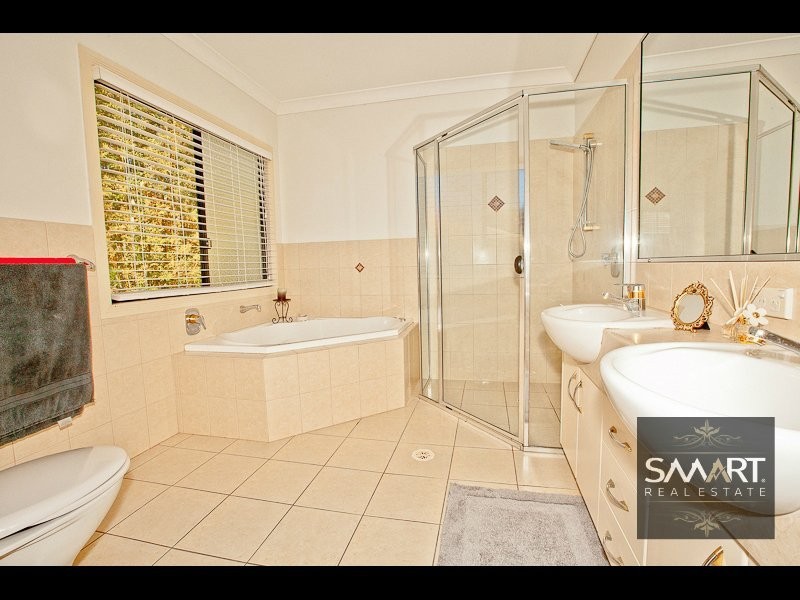 Varsity Lakes QLD 4227