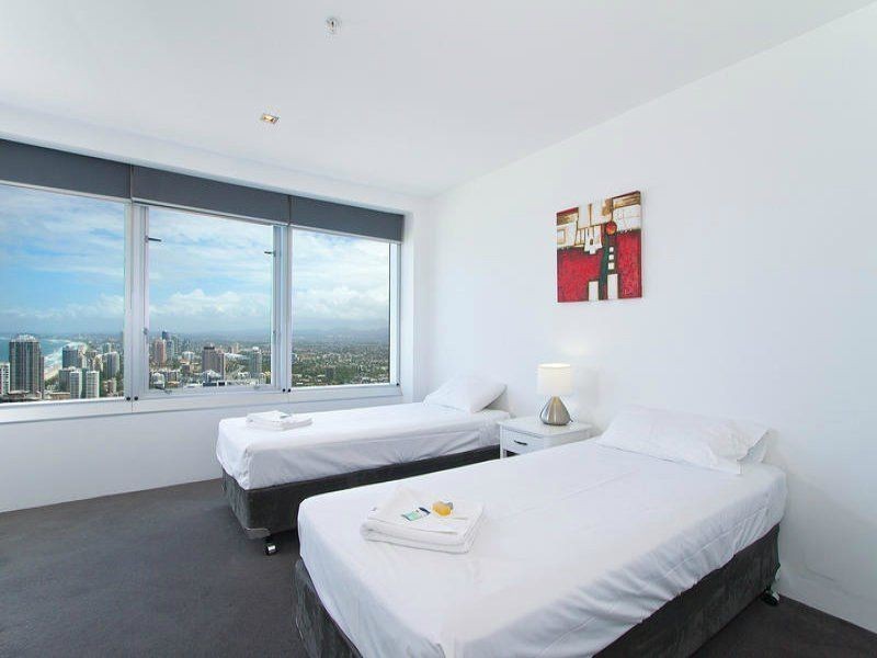 4004/9 ‘Q1′ Hamilton Avenue, Surfers Paradise QLD 4217