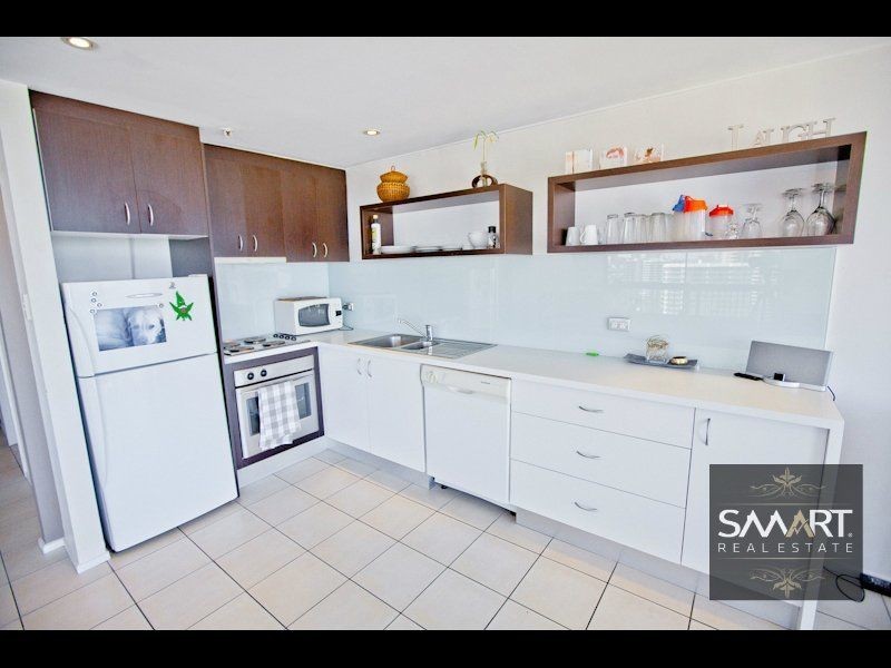28 Northcliffe Terrace, Surfers Paradise QLD 4217