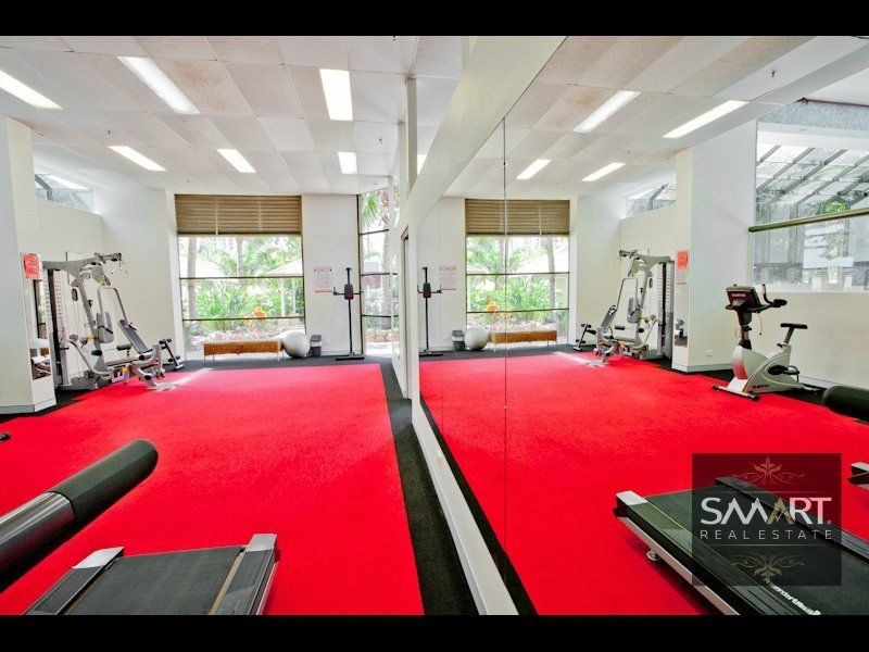 28 Northcliffe Terrace, Surfers Paradise QLD 4217