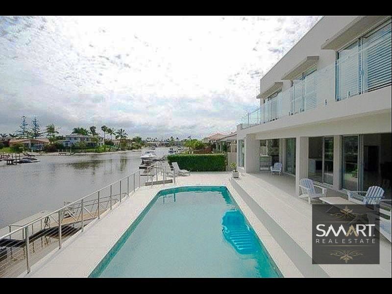 28 Salerno Street, Isle Of Capri QLD 4217
