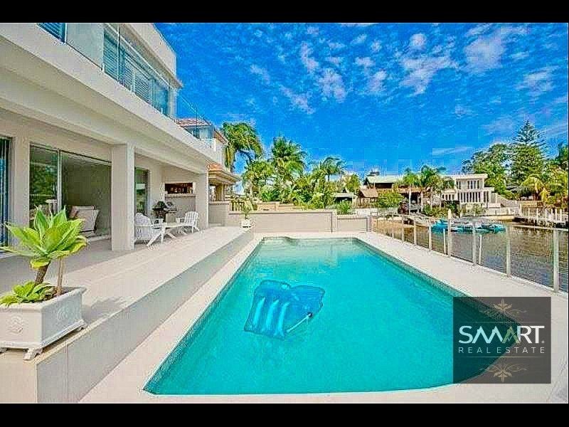 28 Salerno Street, Isle Of Capri QLD 4217