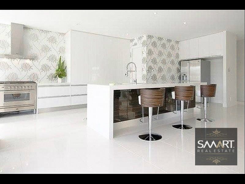 28 Salerno Street, Isle Of Capri QLD 4217