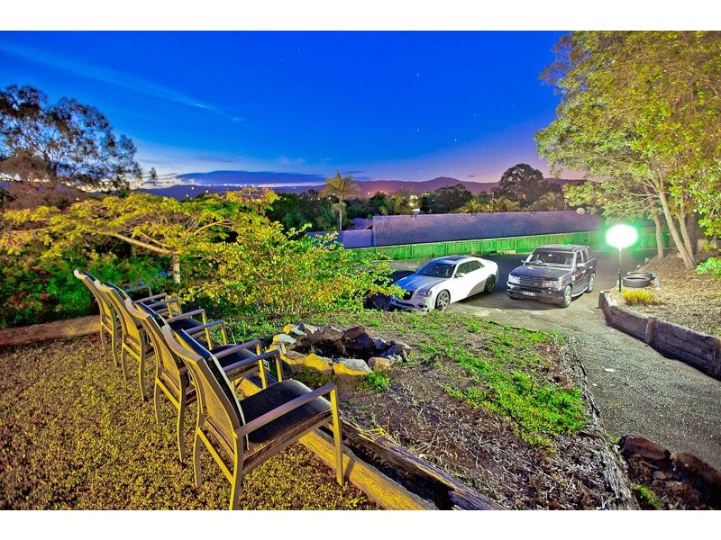 Highland Park QLD 4211