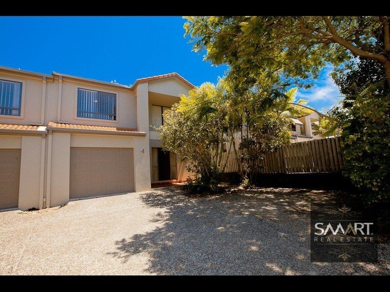 4/120 Pohlman Street, Southport QLD 4215