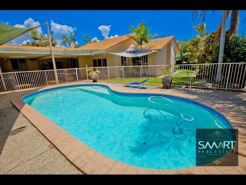 10 Kilbreck Street, Benowa Waters QLD 4217