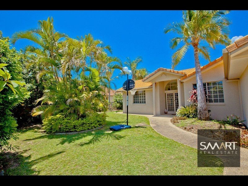 10 Kilbreck Street, Benowa Waters QLD 4217