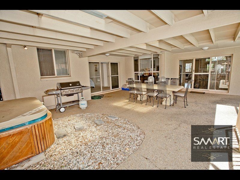 10 Kilbreck Street, Benowa Waters QLD 4217