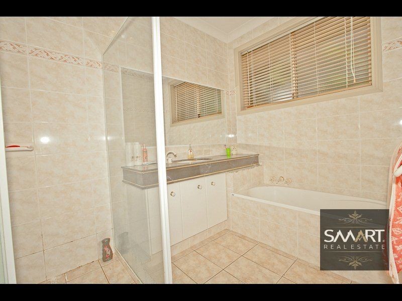 10 Kilbreck Street, Benowa Waters QLD 4217