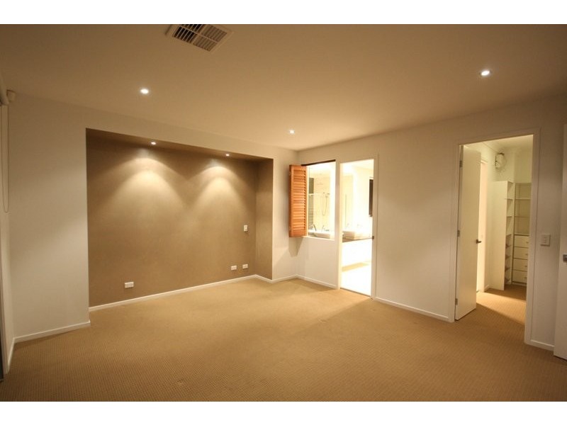 Benowa QLD 4217