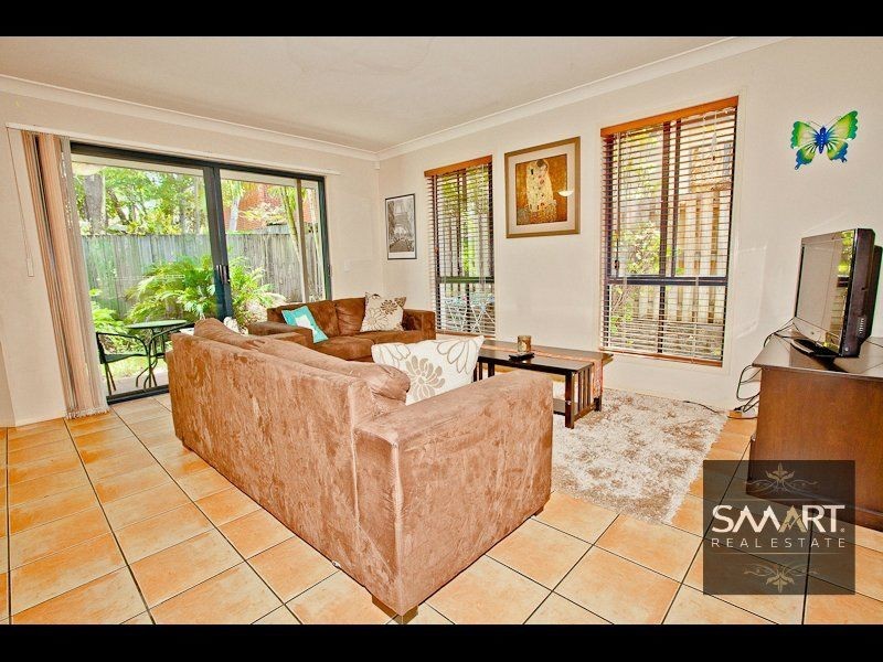 1/120 Pohlman Street, Southport QLD 4215