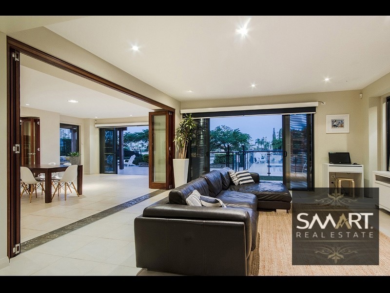 3 Inga Avenue, Surfers Paradise QLD 4217