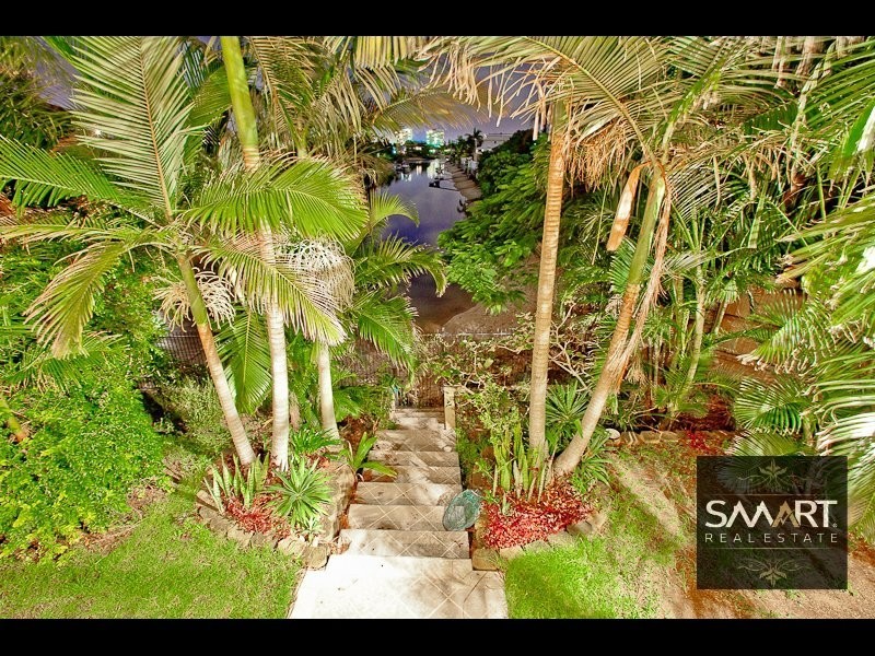 Broadbeach Waters QLD 4218