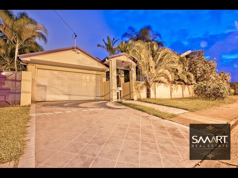 Broadbeach Waters QLD 4218