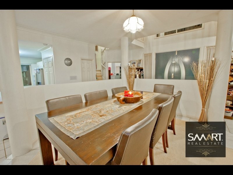 Clear Island Waters QLD 4226