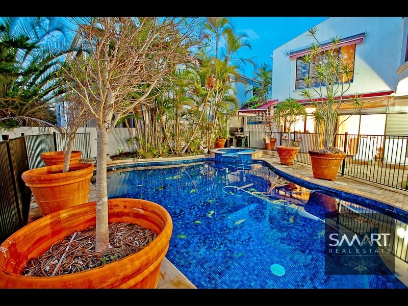 121-123 Commodore Drive, Surfers Paradise QLD 4217