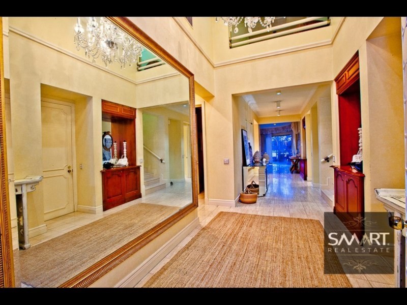 121-123 Commodore Drive, Surfers Paradise QLD 4217