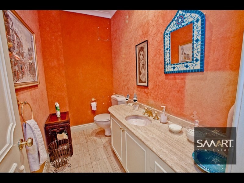 121-123 Commodore Drive, Surfers Paradise QLD 4217