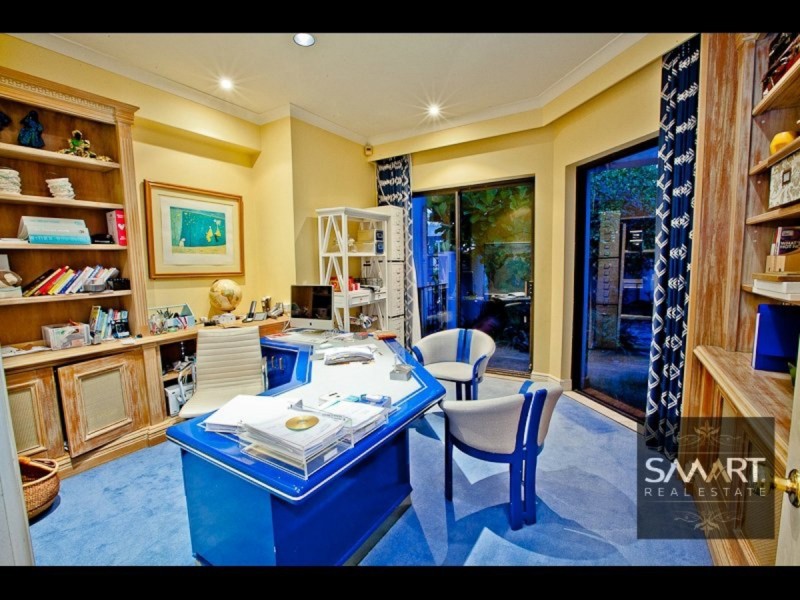 121-123 Commodore Drive, Surfers Paradise QLD 4217