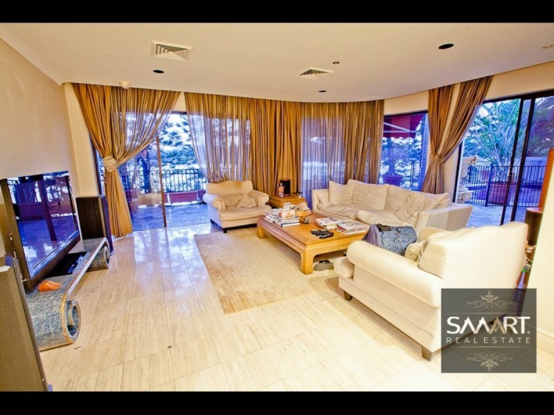 121-123 Commodore Drive, Surfers Paradise QLD 4217