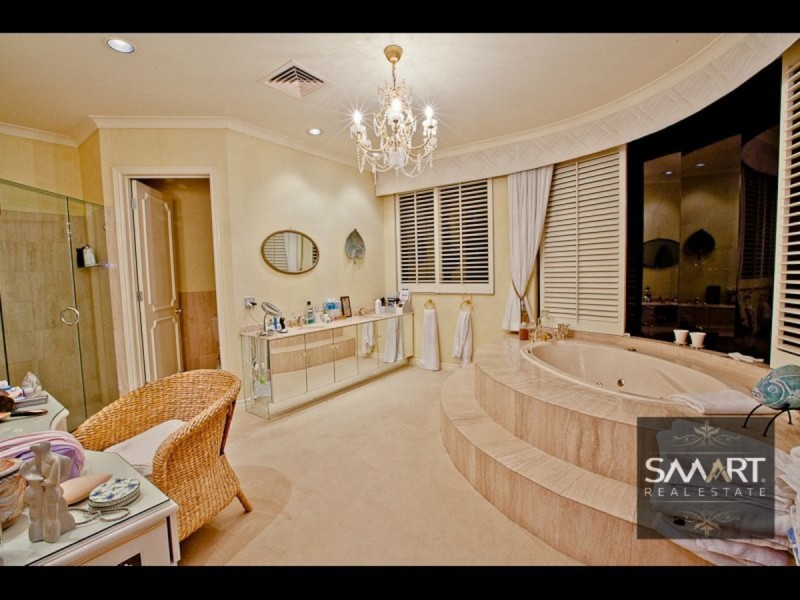 121-123 Commodore Drive, Surfers Paradise QLD 4217