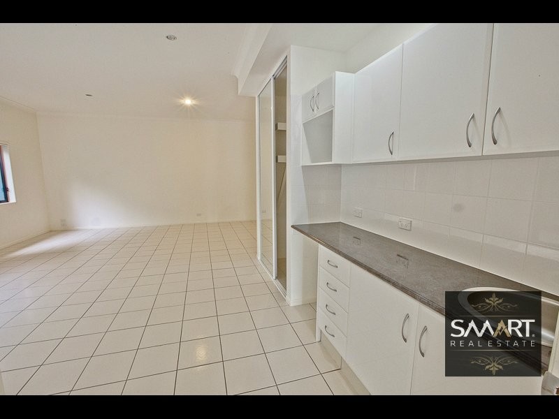 Highland Park QLD 4211