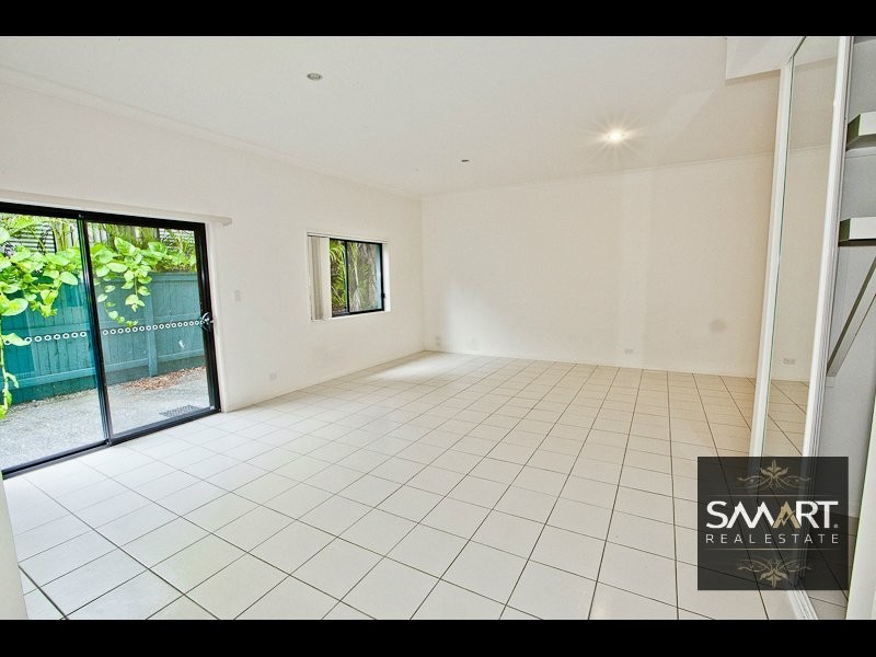 Highland Park QLD 4211