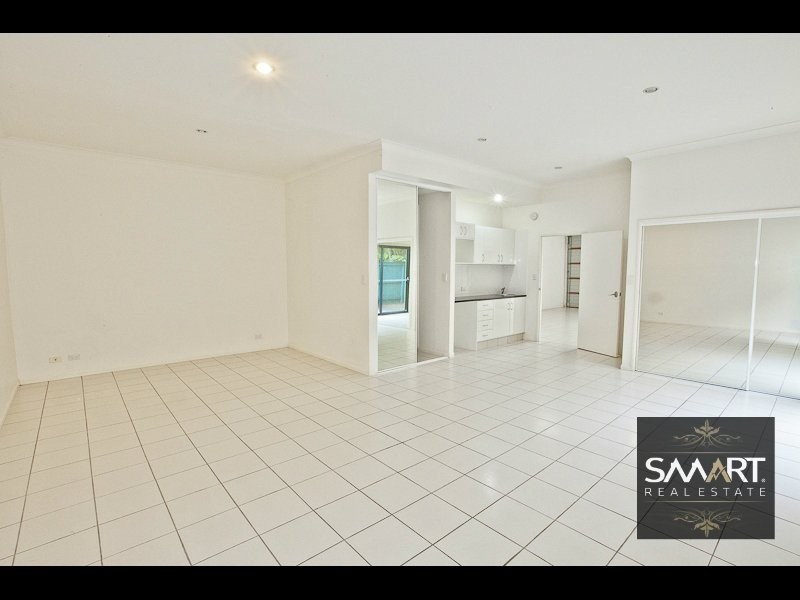 Highland Park QLD 4211