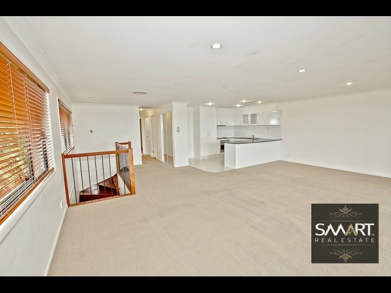 Highland Park QLD 4211