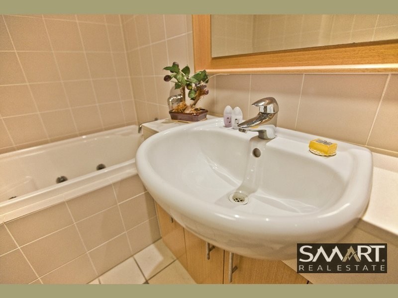 Hope Island QLD 4212