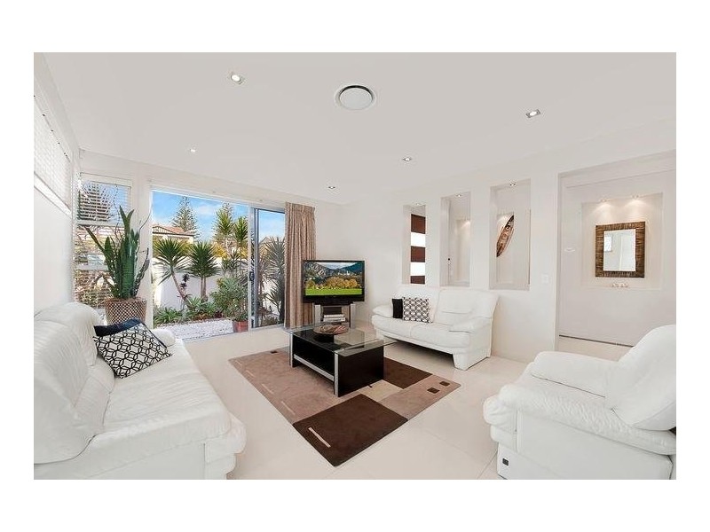 Mermaid Beach QLD 4218