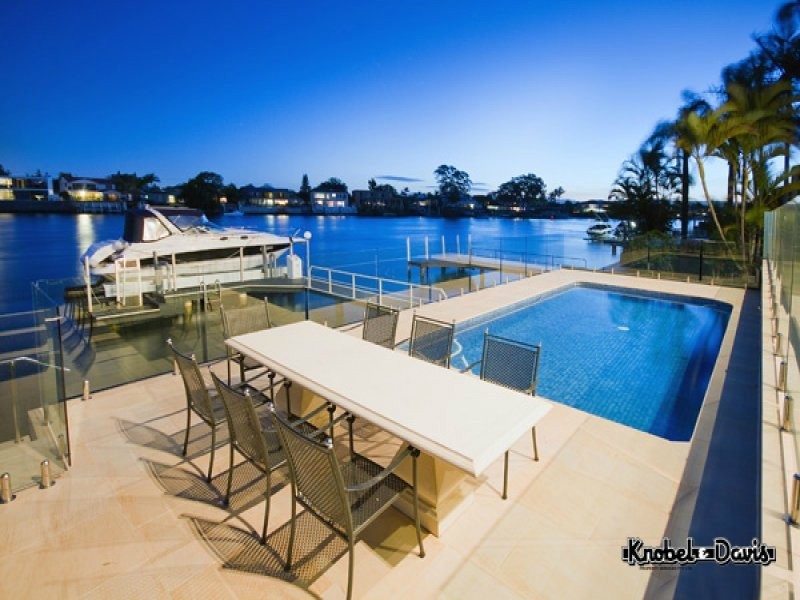 Isle Of Capri QLD 4217