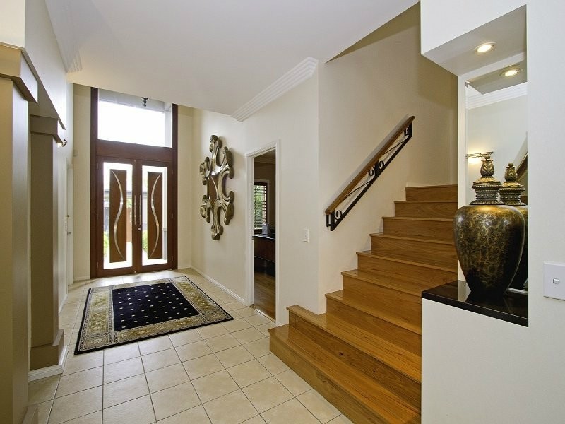 Isle Of Capri QLD 4217