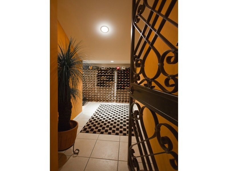 Isle Of Capri QLD 4217