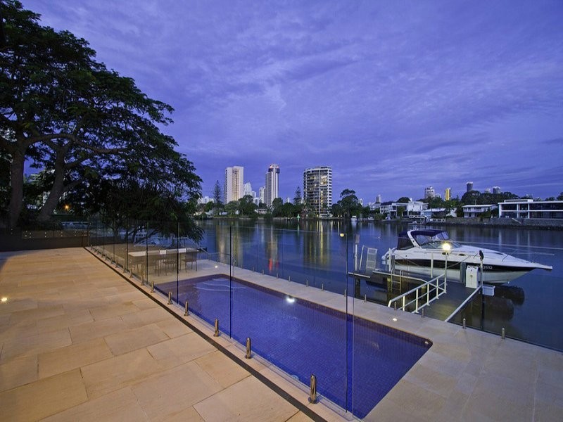 Isle Of Capri QLD 4217