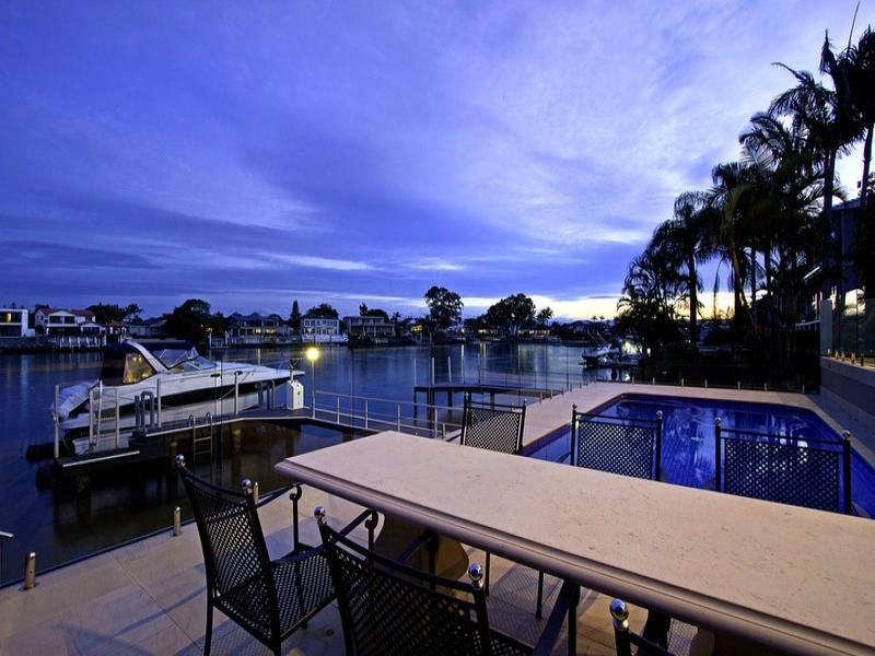 Isle Of Capri QLD 4217