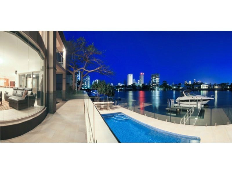 Isle Of Capri QLD 4217