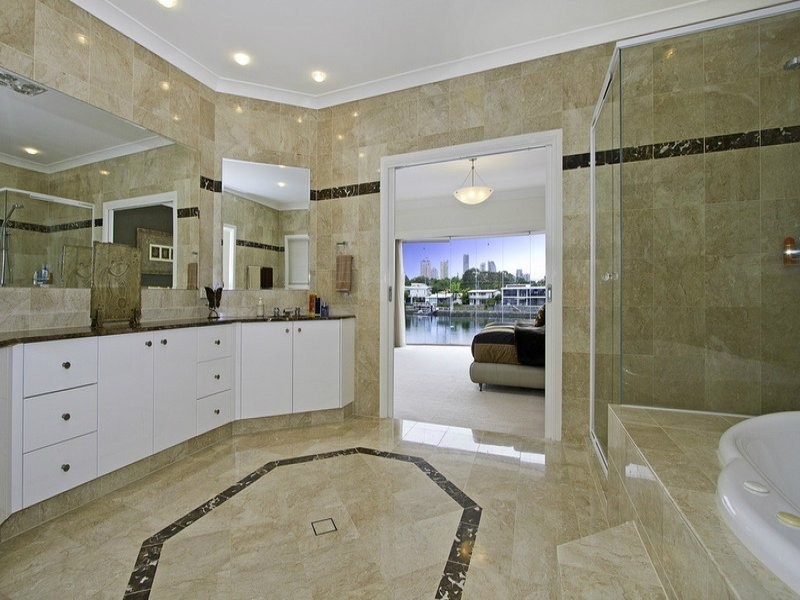 Isle Of Capri QLD 4217